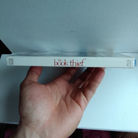 The book Thief (Blue-ray) - Picture 4 of 4